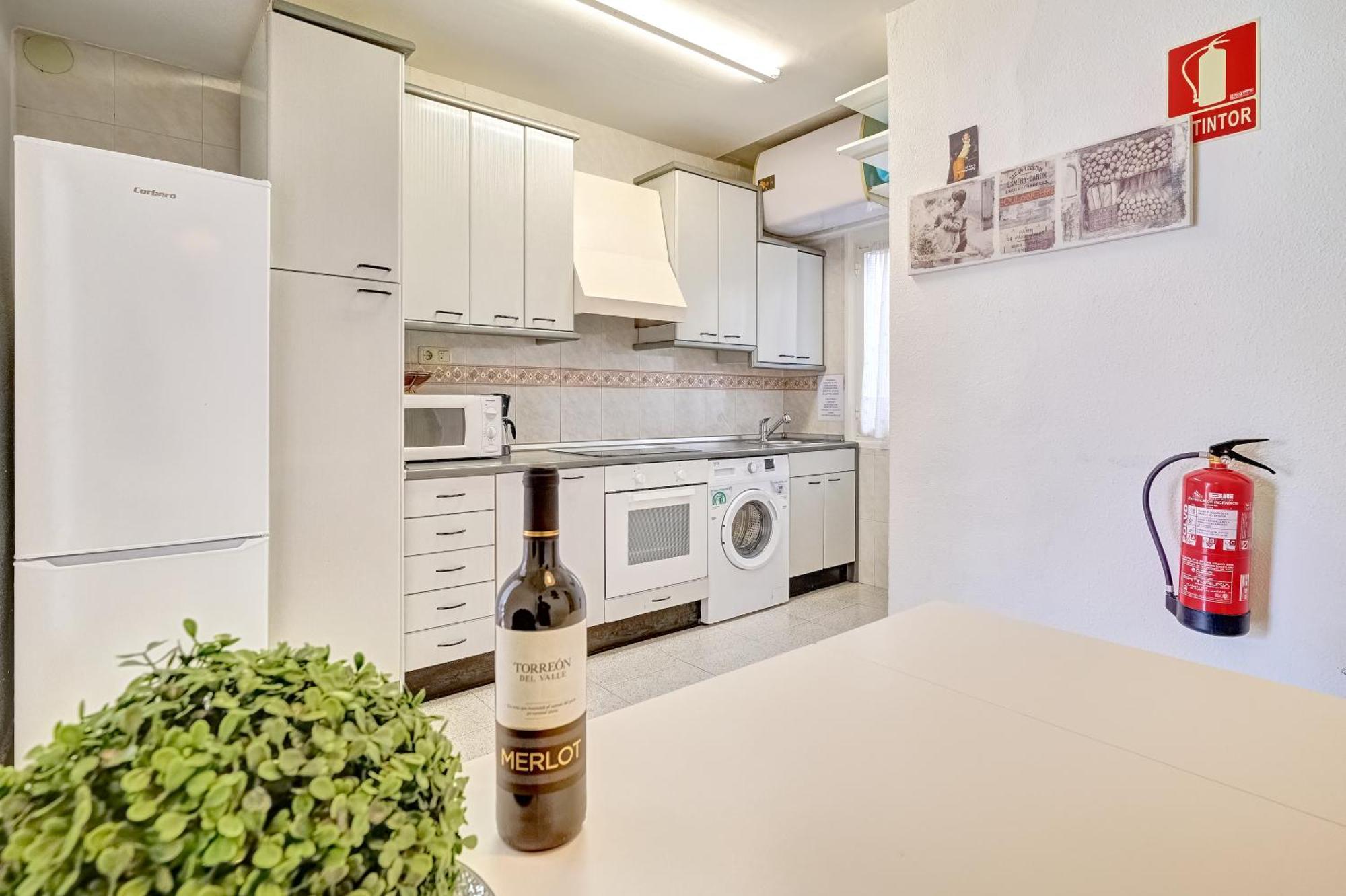 Meson Pamplona By Clabao Appartement Buitenkant foto